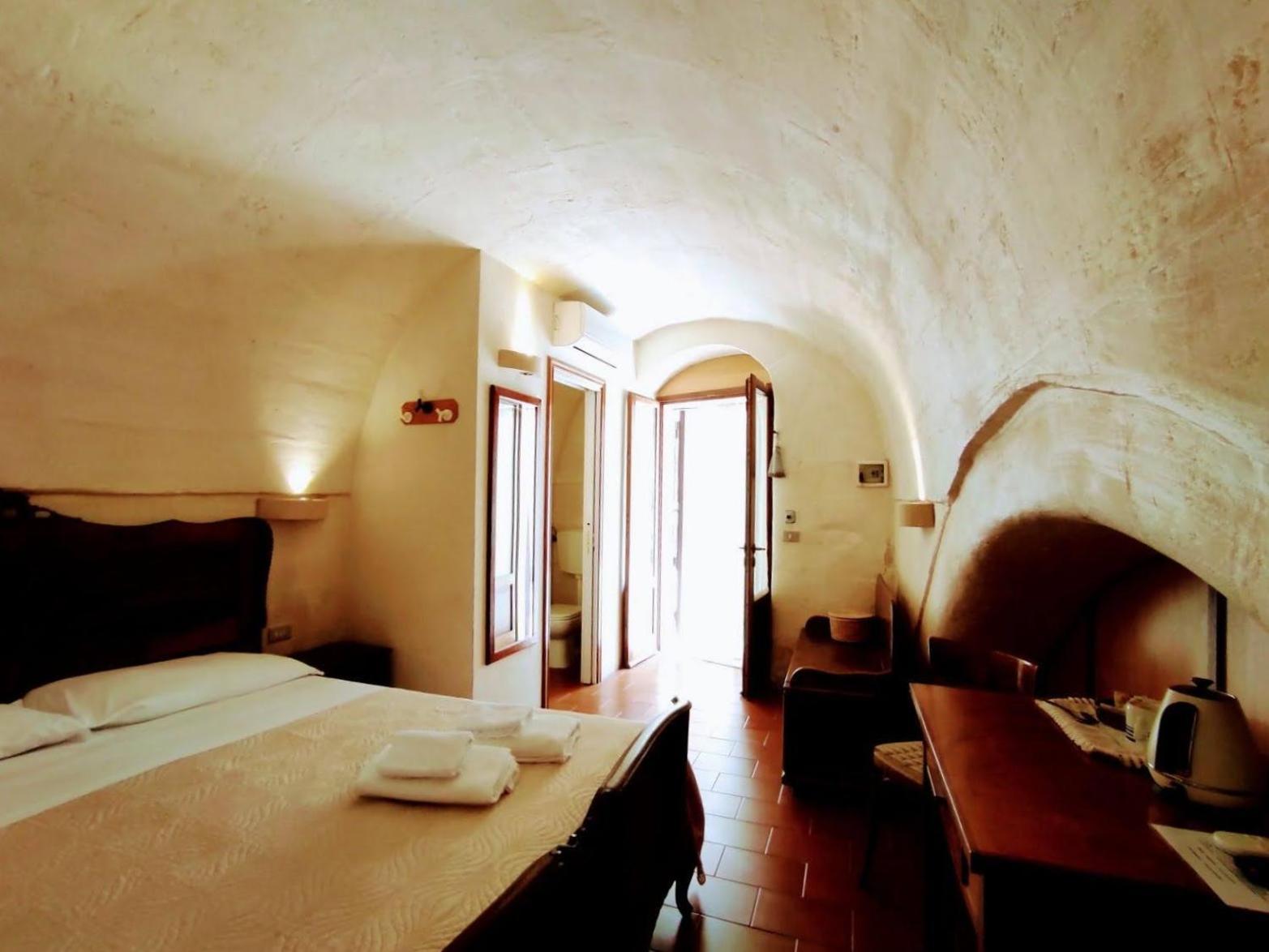 Cave Rooms Sassi Matera Værelse billede
